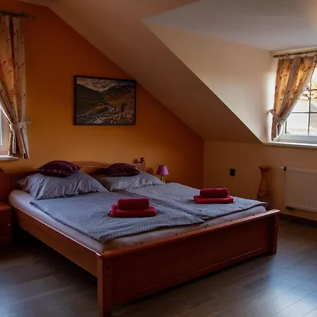 Hotel Zámeček Kaliště Poddubí