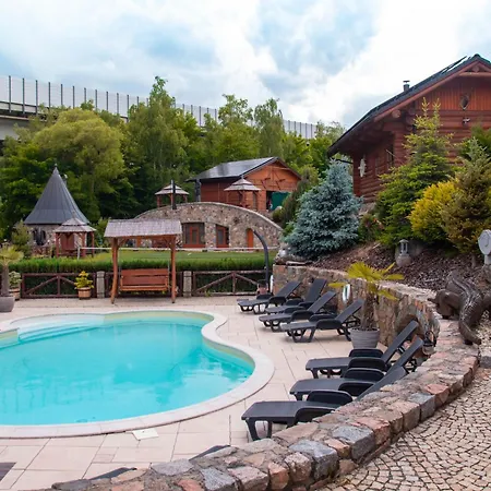 Hotel Zamecek Kaliste Poddubí